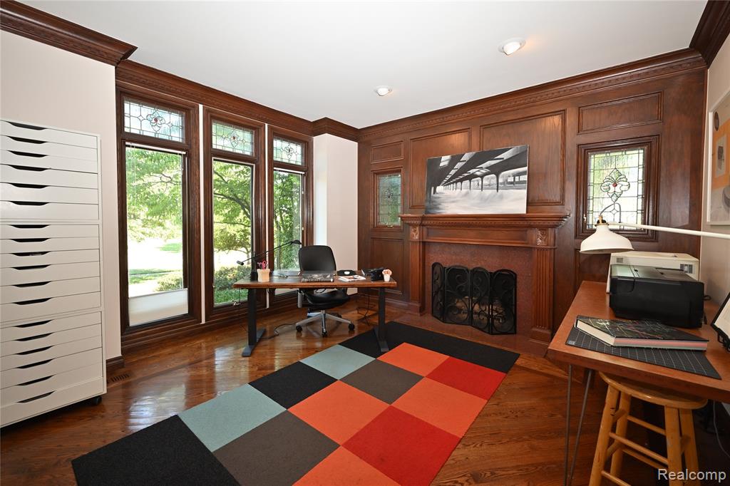 main property photo 20