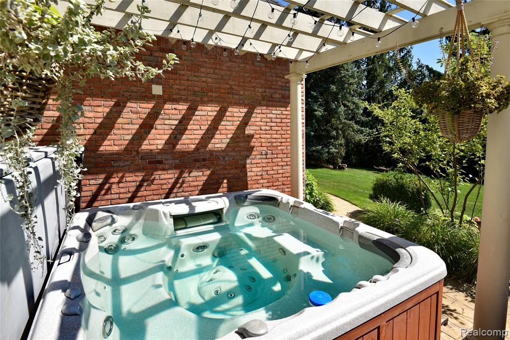 main property photo 52