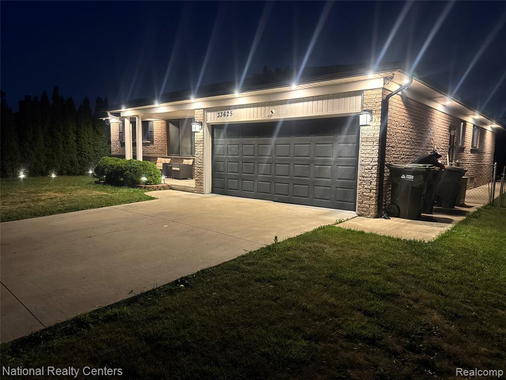 main property photo 28