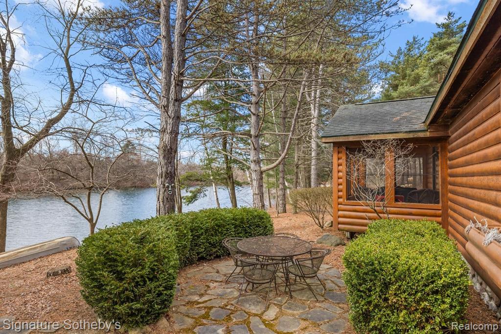 main property photo 61