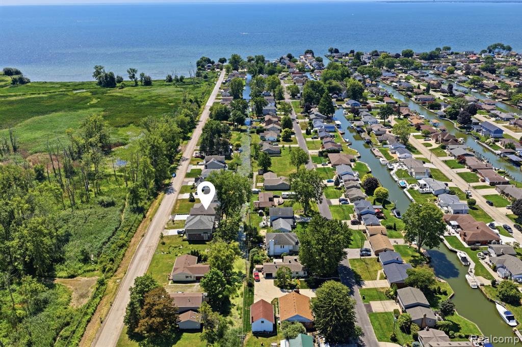 main property photo 46