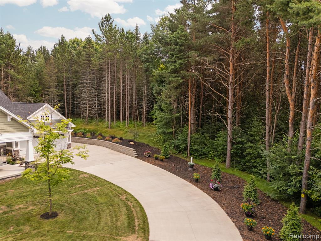 main property photo 58