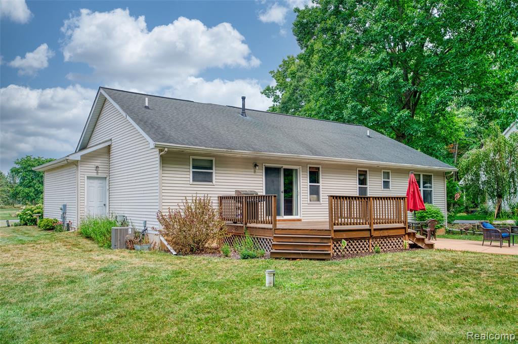main property photo 29