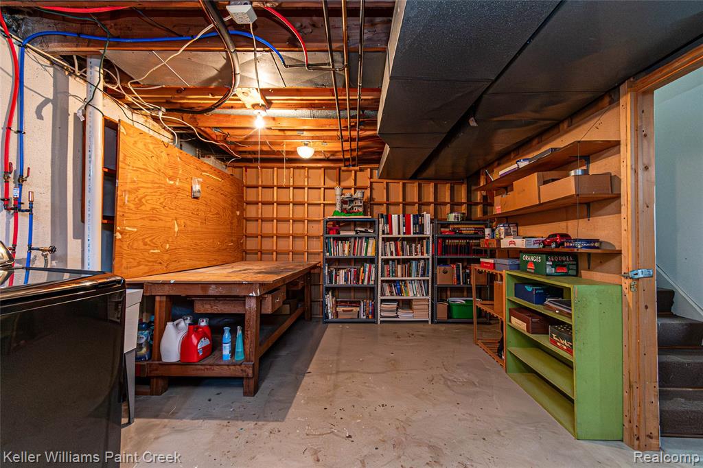 main property photo 51