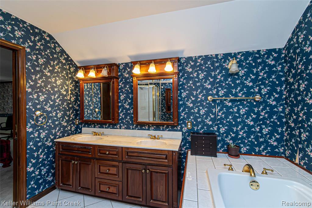 main property photo 67