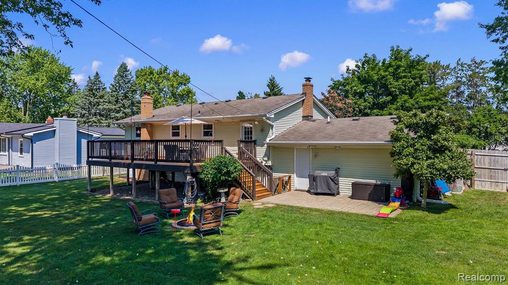 main property photo 41