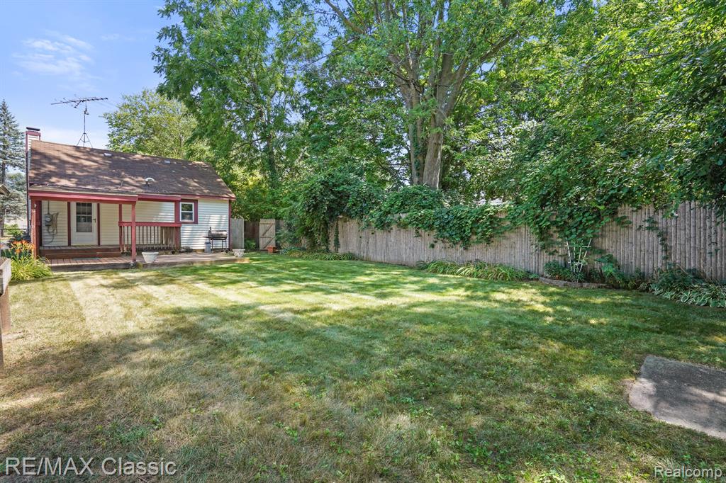 main property photo 7