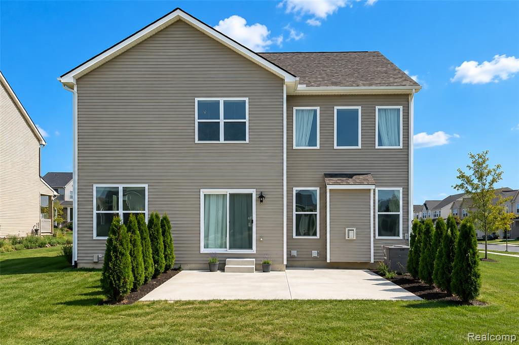 main property photo 46