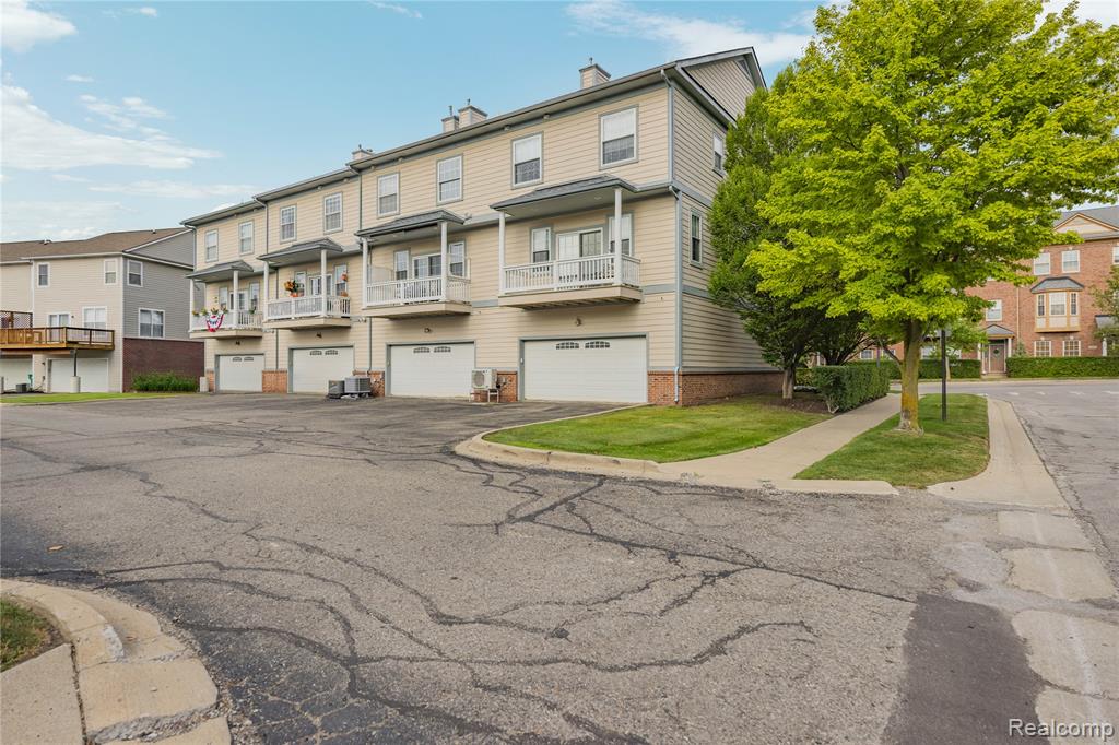 main property photo 46