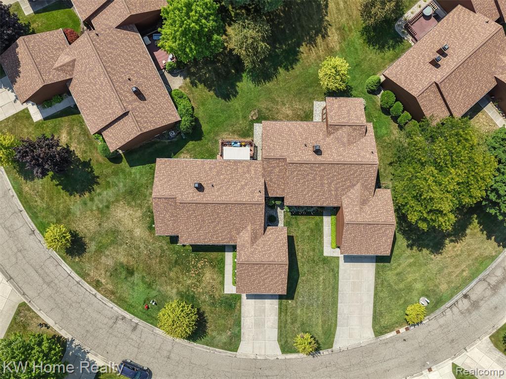 main property photo 58