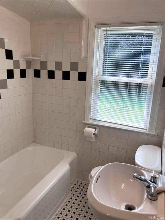 property viewer photo 14