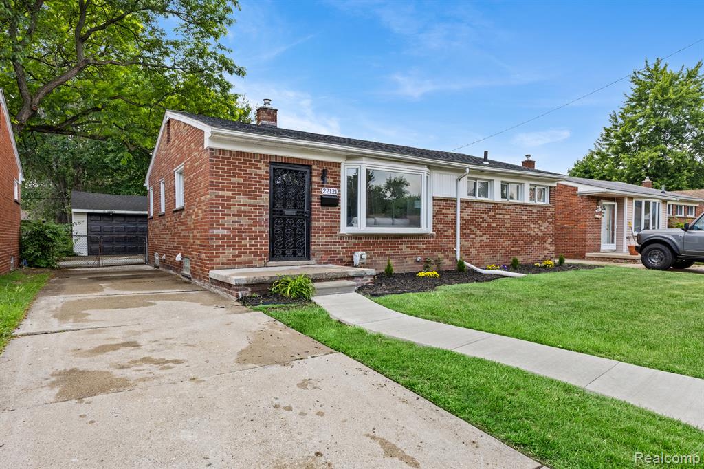 main property photo 2