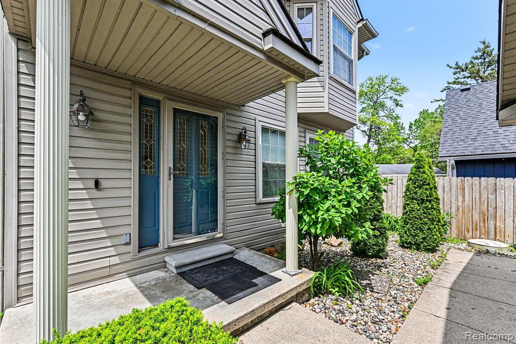 main property photo 15