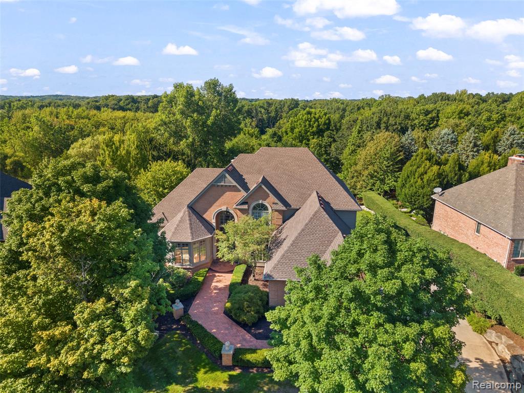 main property photo 14