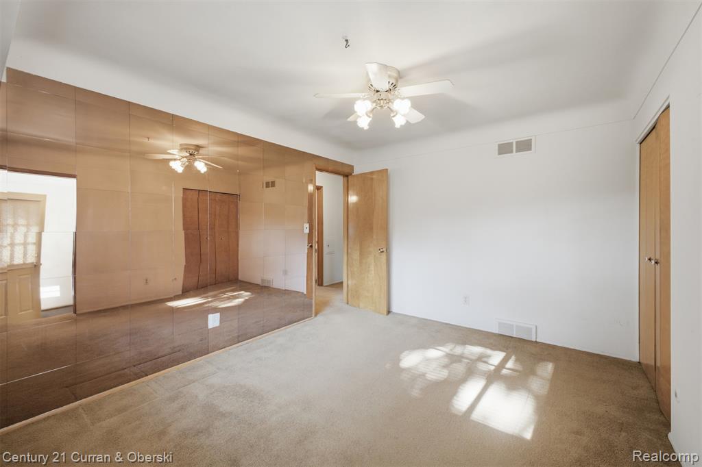 property viewer photo 13