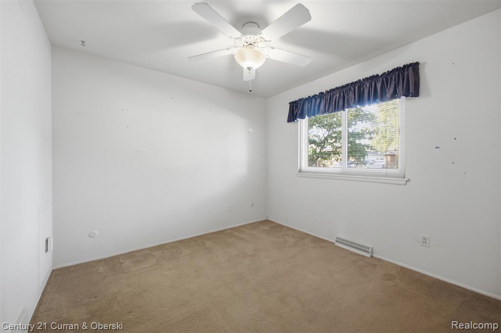 property viewer photo 19
