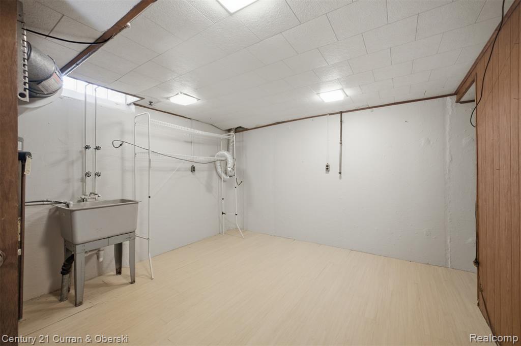 property viewer photo 26