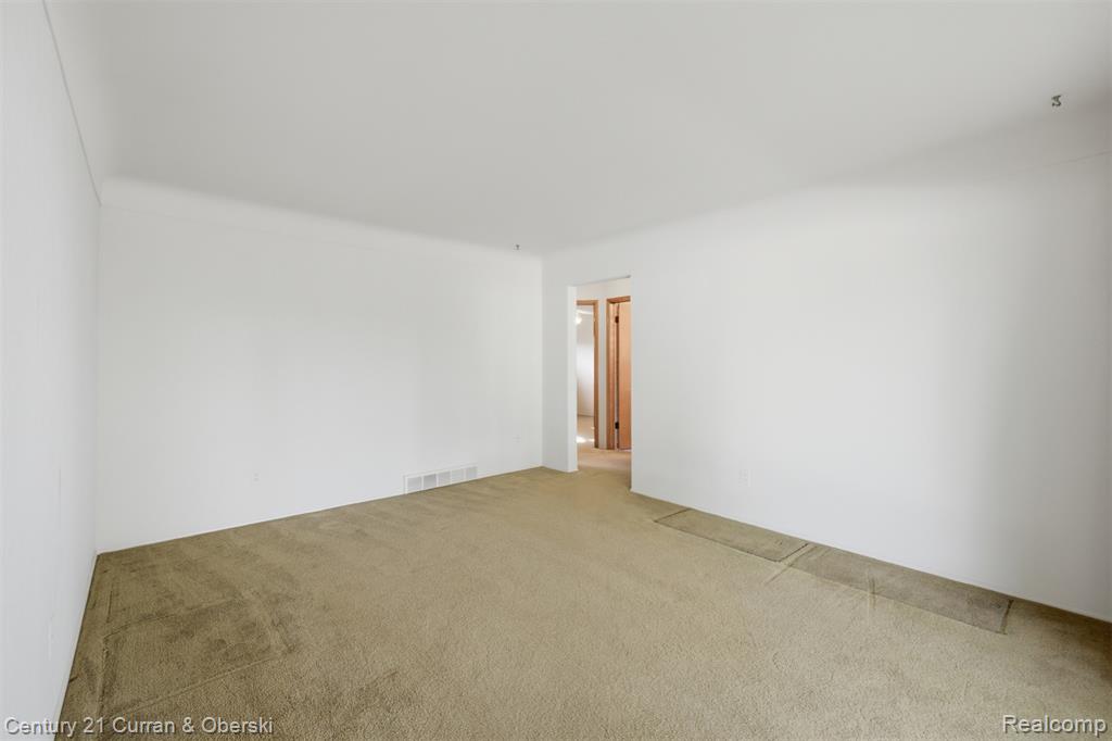 property viewer photo 5