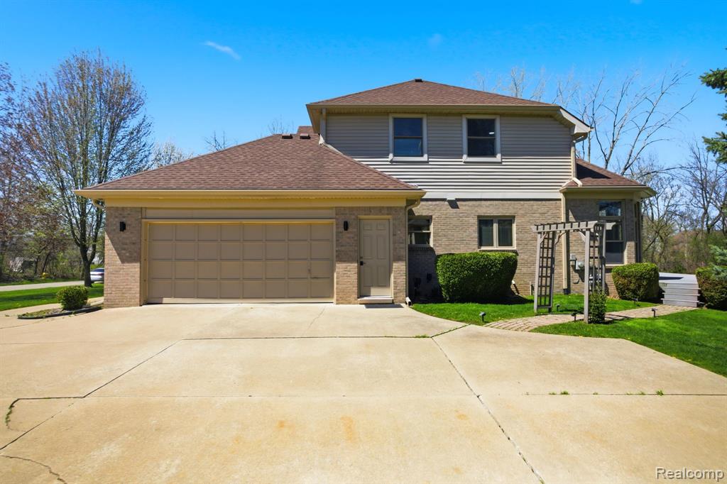 main property photo 47