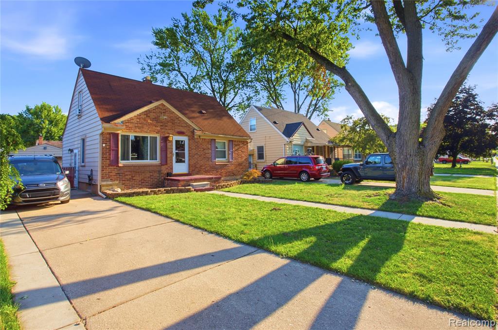 main property photo 2