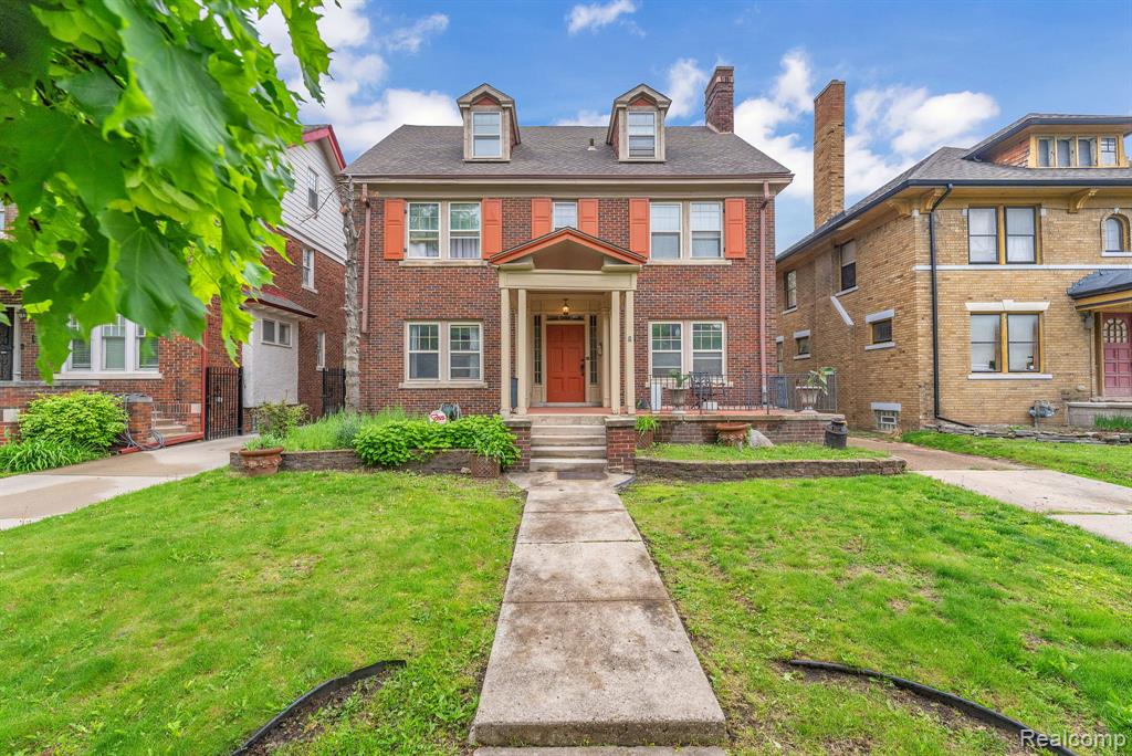 main property photo 1