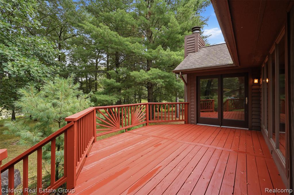 main property photo 24