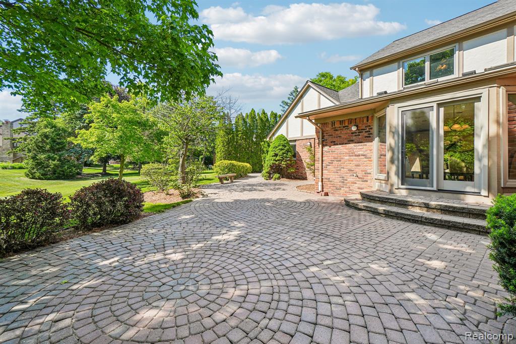 main property photo 62
