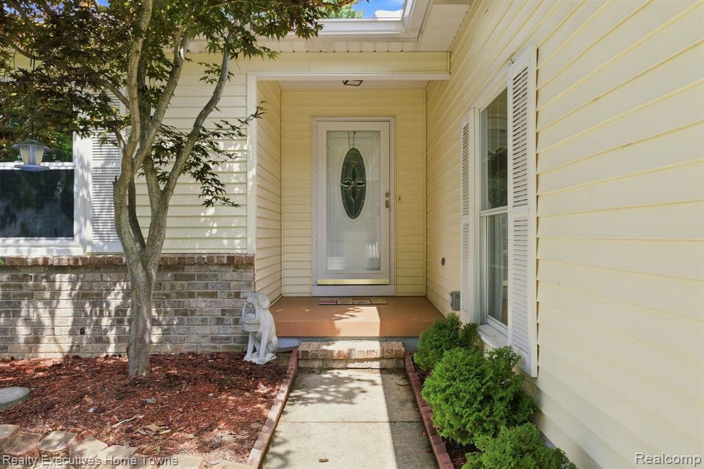 main property photo 37