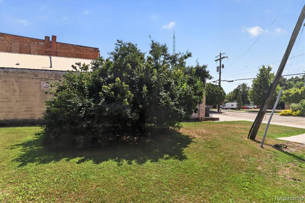 main property photo 46