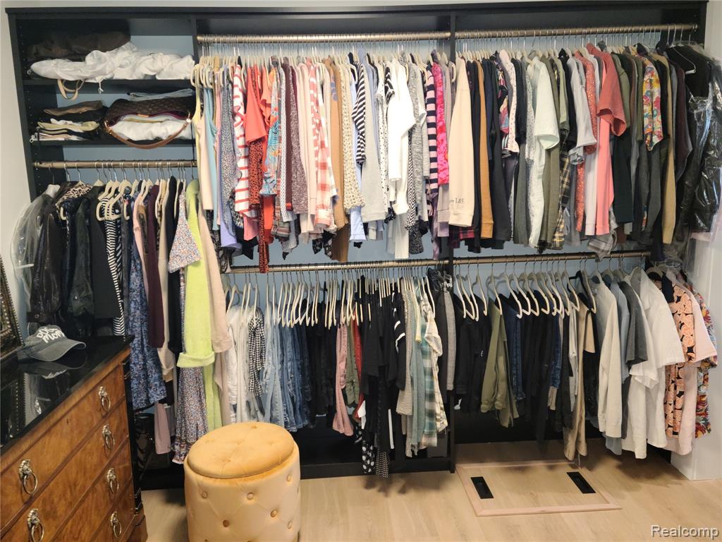 main property photo 60