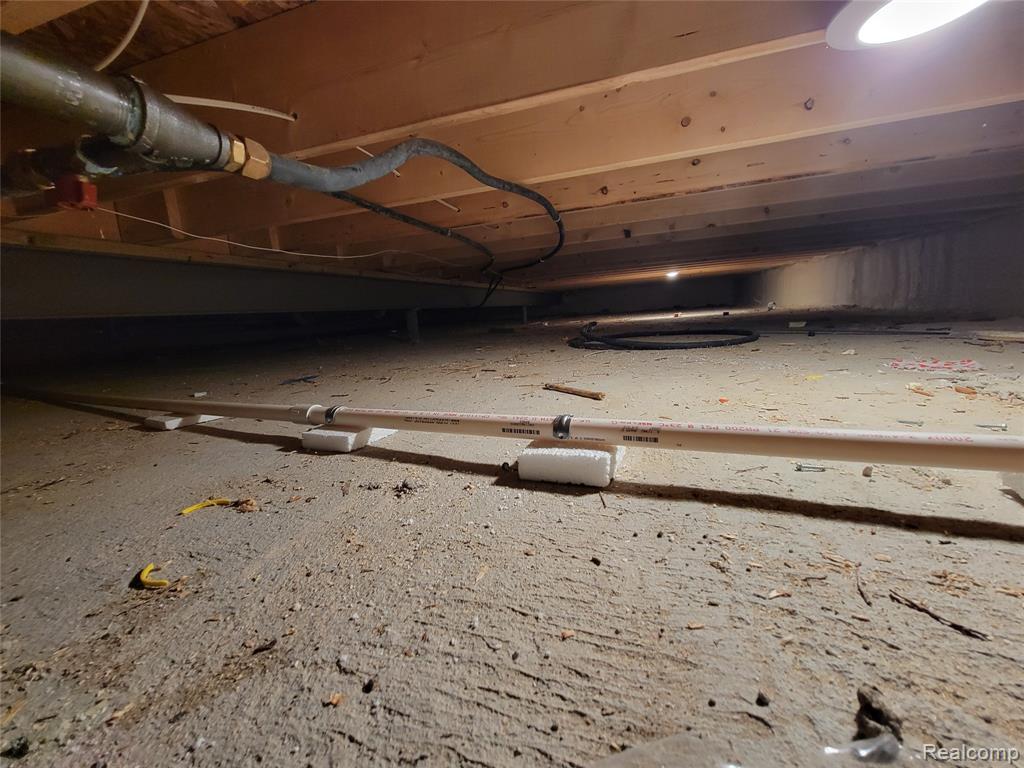 main property photo 68