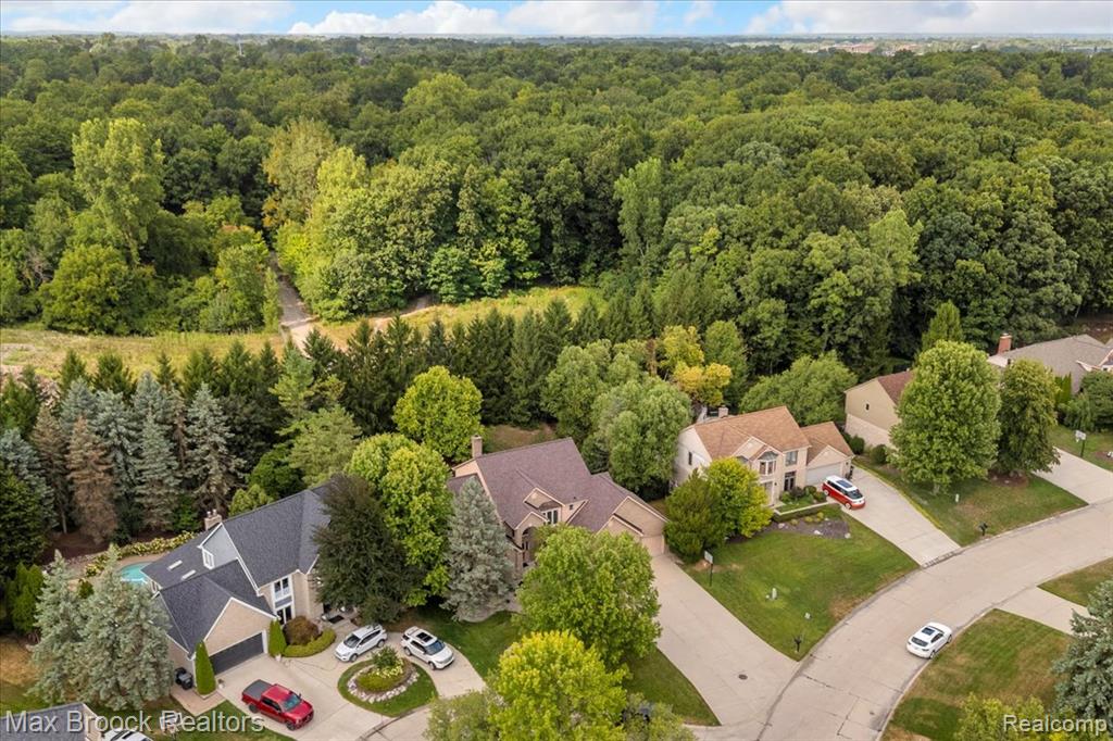 main property photo 47