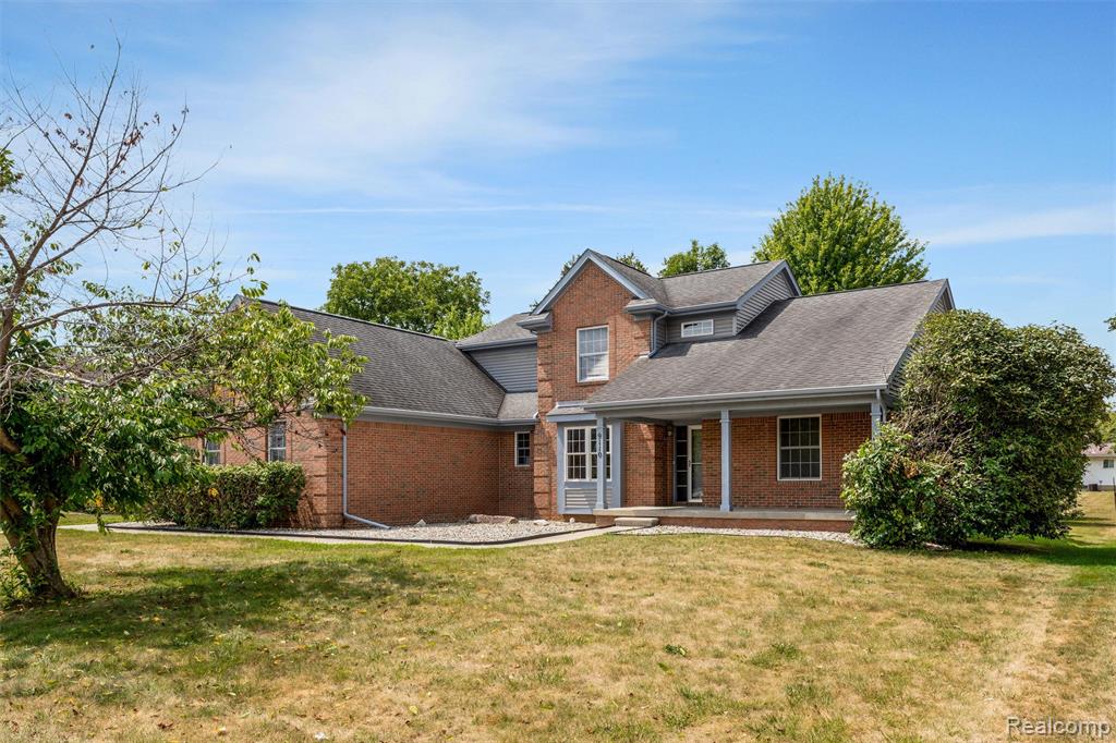 main property photo 3