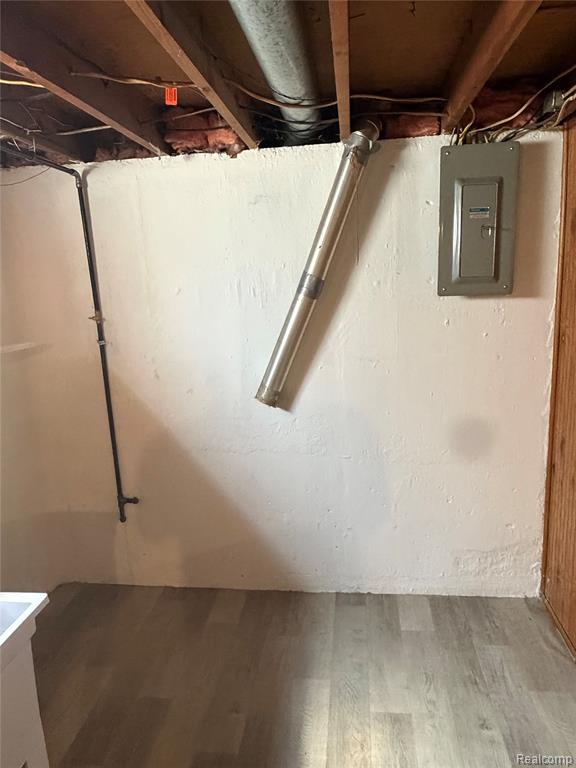 main property photo 23