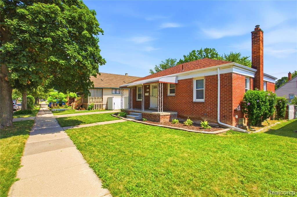main property photo 15