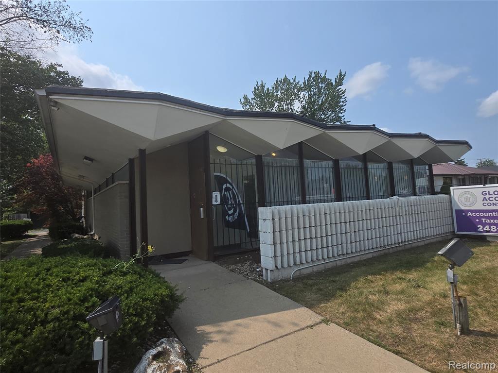 main property photo 4
