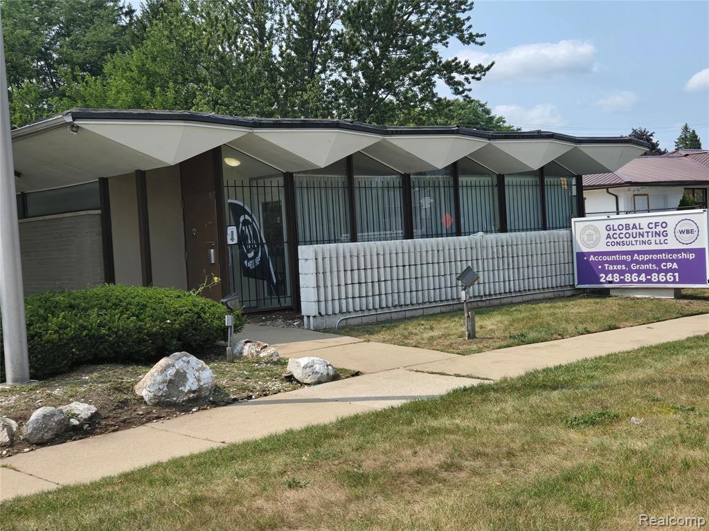 main property photo 7
