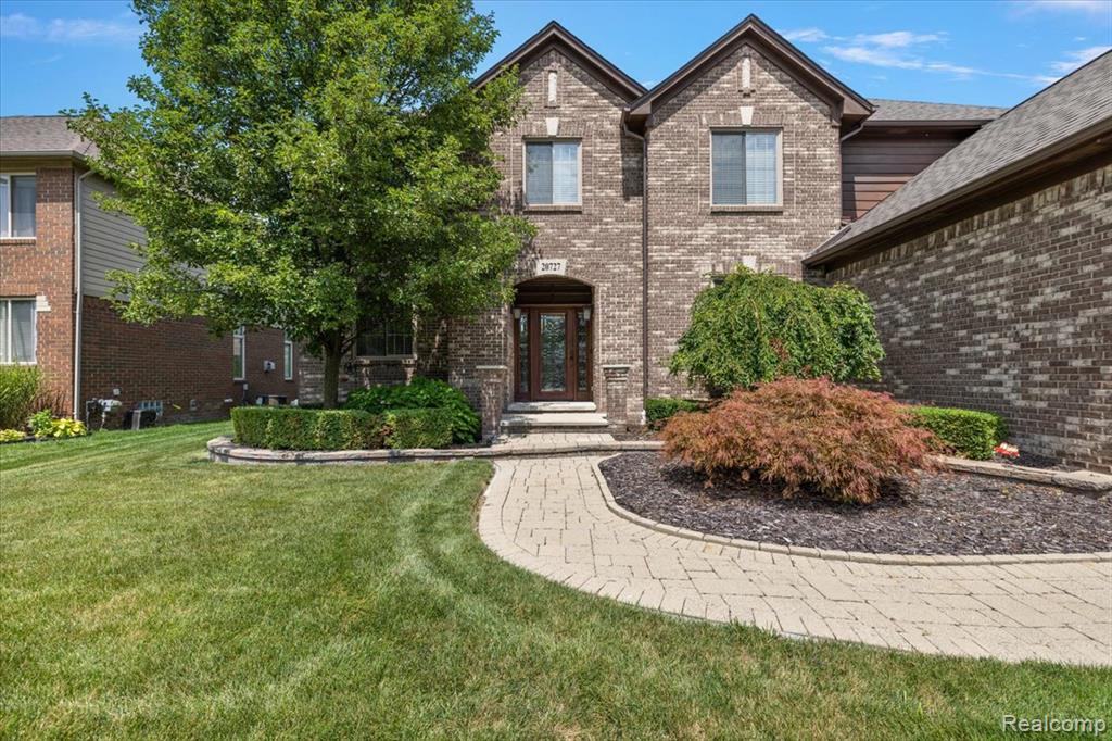 main property photo 4