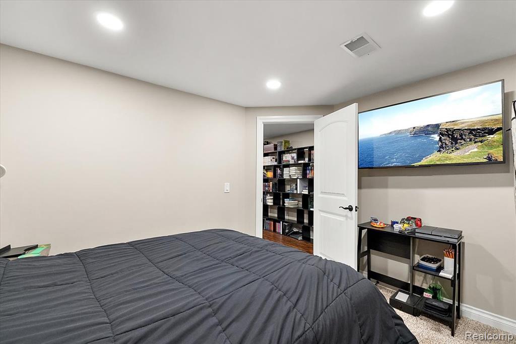 main property photo 69