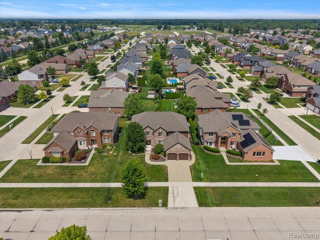 main property photo 81