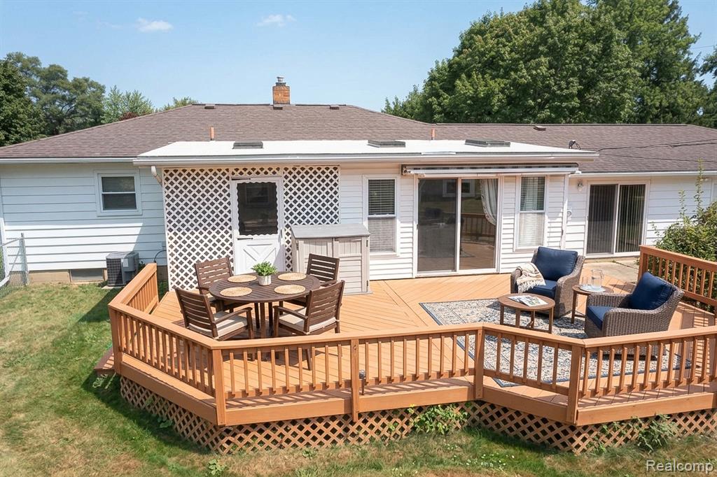 main property photo 46