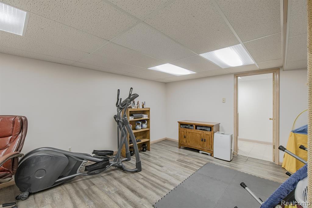 main property photo 45