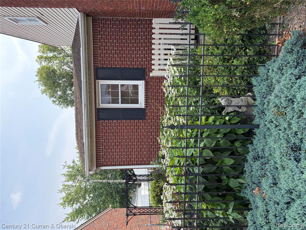main property photo 50