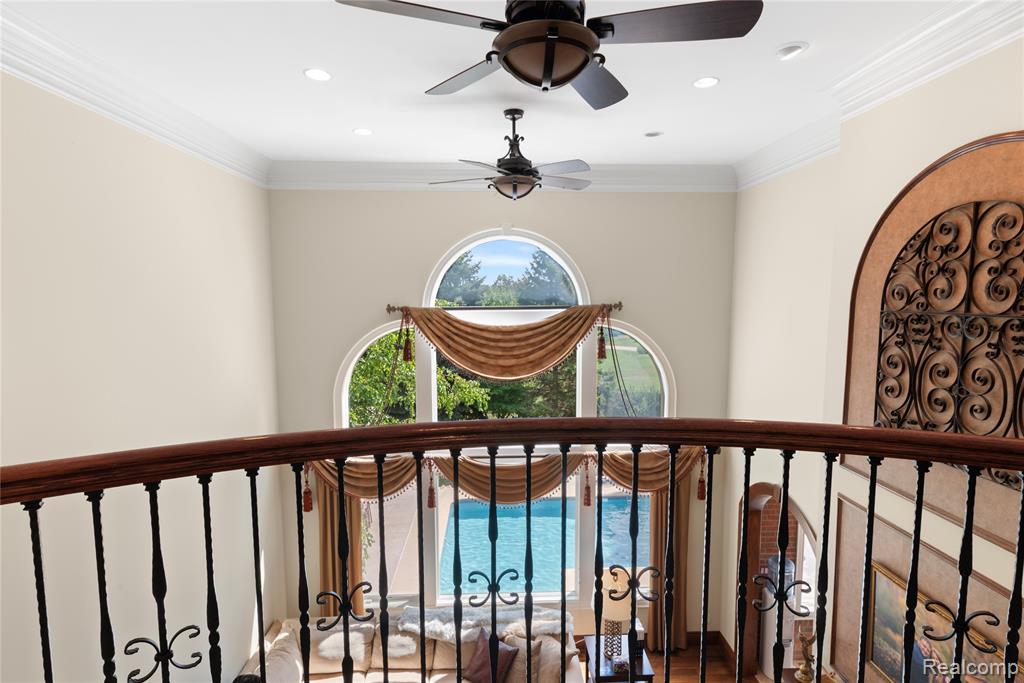 main property photo 29