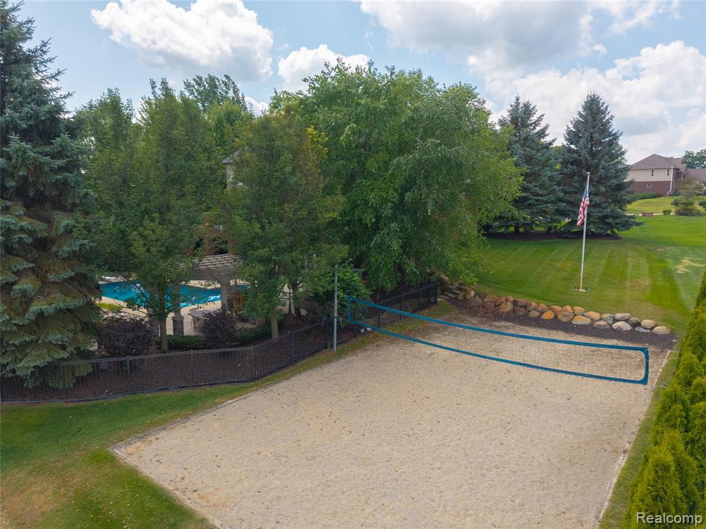 main property photo 88