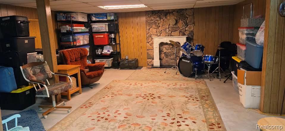 main property photo 20