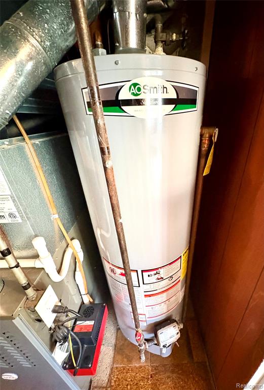main property photo 33
