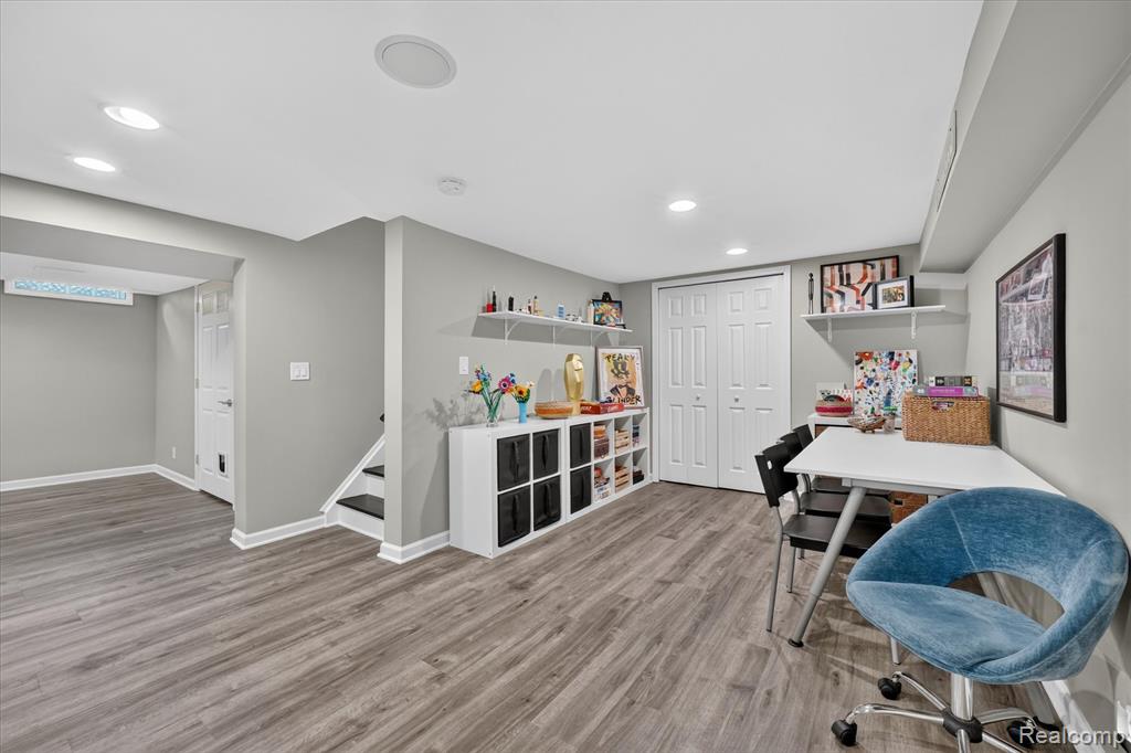 main property photo 54