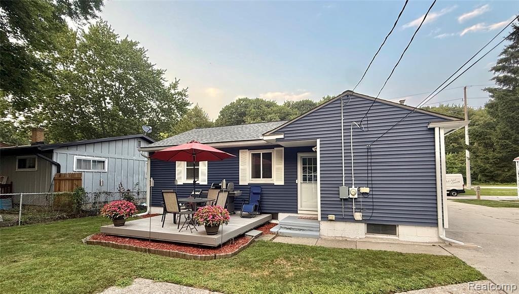 main property photo 5