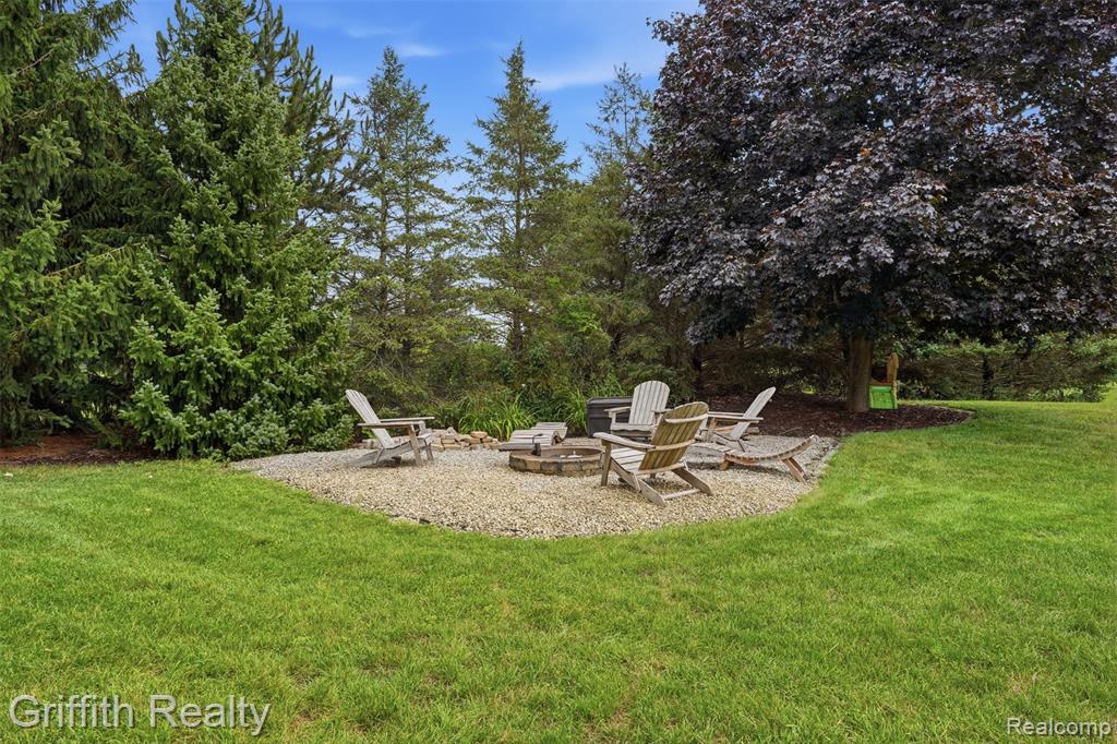 main property photo 51